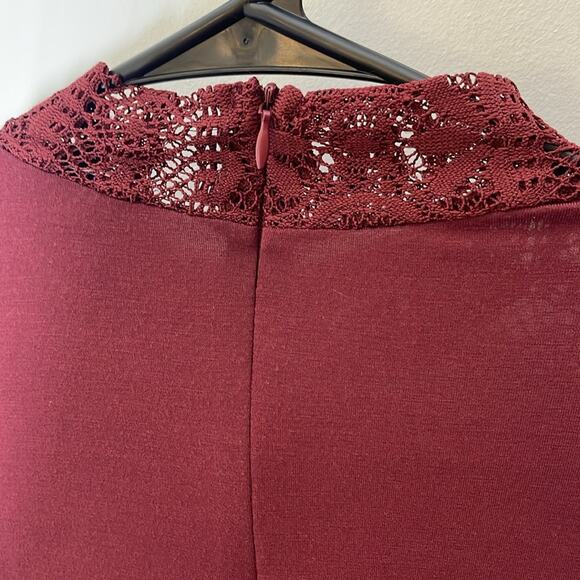 LIBBY EDELMAN Burgundy Lace Overlay Lined Long Sleeve Top Size Medium - Picture 7 of 10